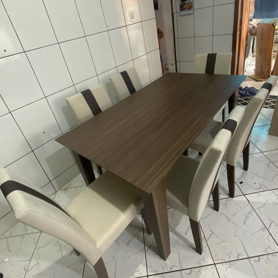 Montagem Conjunto de Mesa c- 6 cadeiras ✅Montagem de móveis com qualidade e preço baixo, solicit